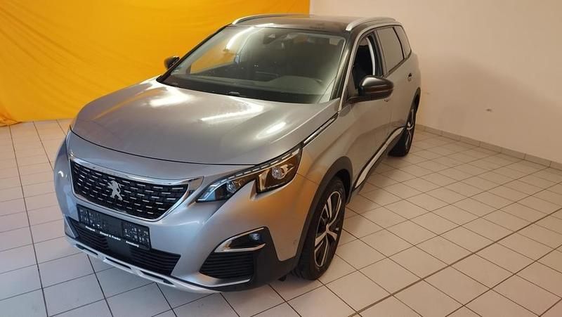 Gebraucht Peugeot 5008 Allure 131 PS (96 kW) 2020 Grau Van / Kleinbus
