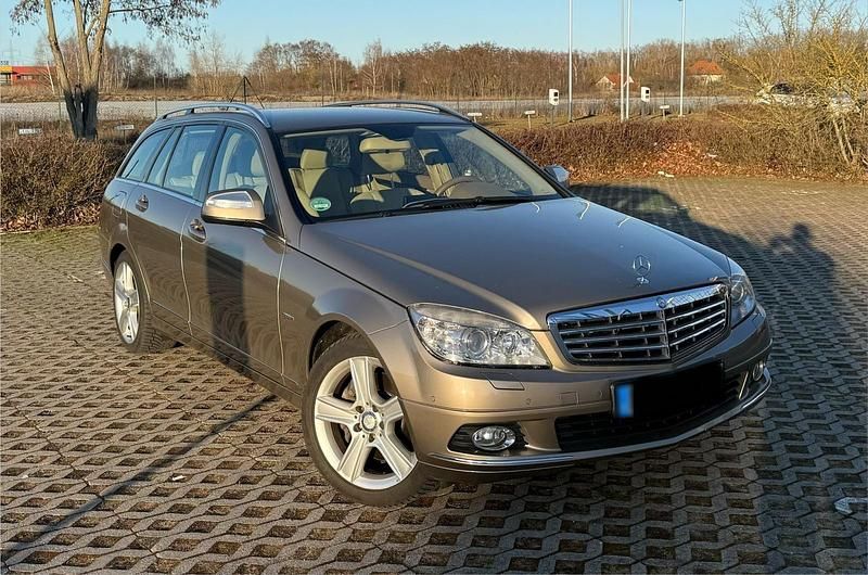 Gebraucht Mercedes C320 225 PS (165 kW) 2008 Beige Kombi