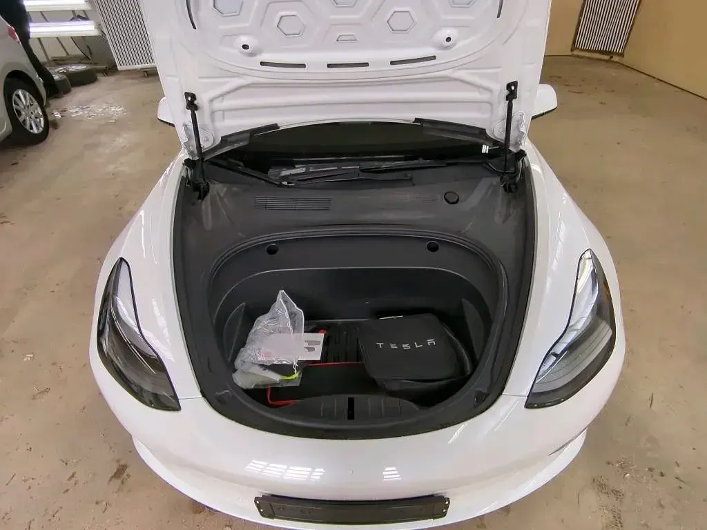 Usata Tesla Model 3 324 kW (441 CV) 2022 Bianco Berlina