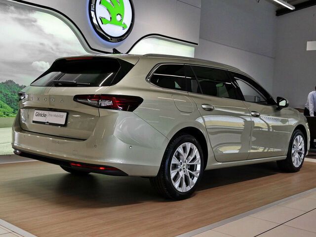 Gebraucht Skoda Superb Selection 150 PS (110 kW) 2022 Andere farbe Kombi