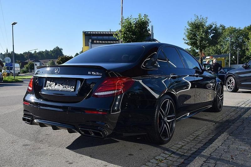 Gebraucht Mercedes E63 AMG AMG 612 PS (450 kW) 2018 Schwarz Limousine