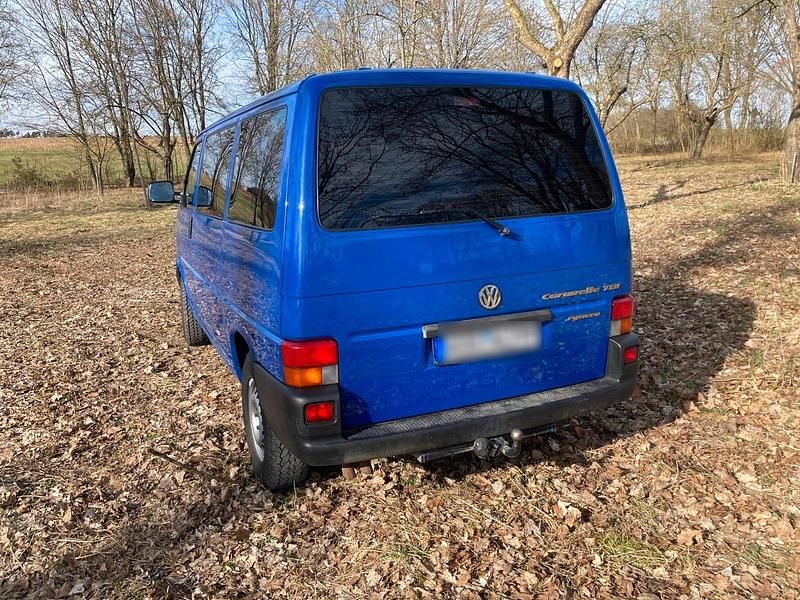 Gebraucht VW T4 102 PS (75 kW) 1999 Blau Van