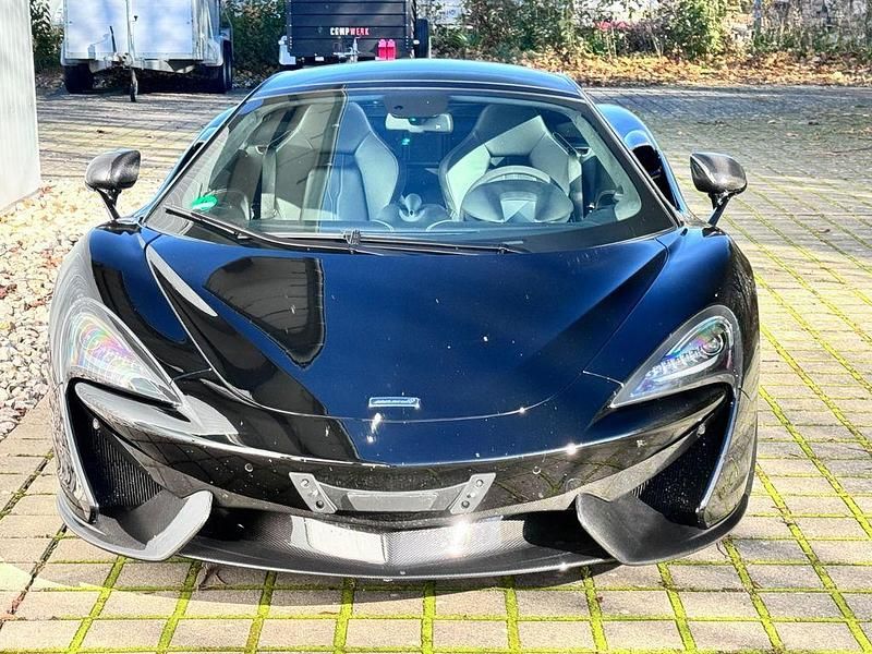 Gebraucht McLaren 570GT 570 PS (419 kW) 2017 Onyx black Coupé