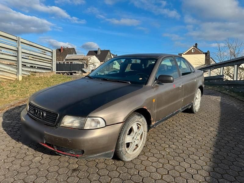 Gebraucht Audi A4 110 PS (80 kW) 1999 Grau Limousine