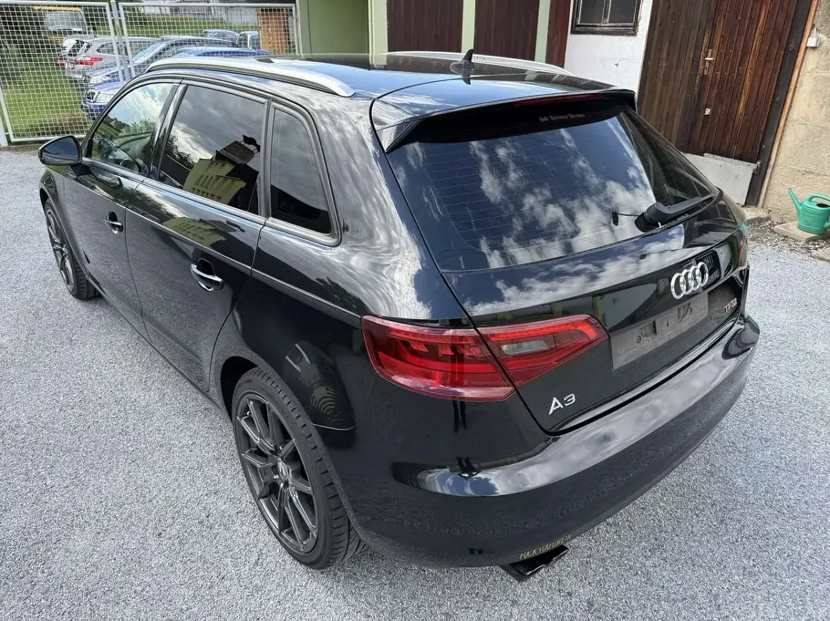 Używany Audi A3 Attraction 122 KM (89 kW) 2014 Czarny Kombi