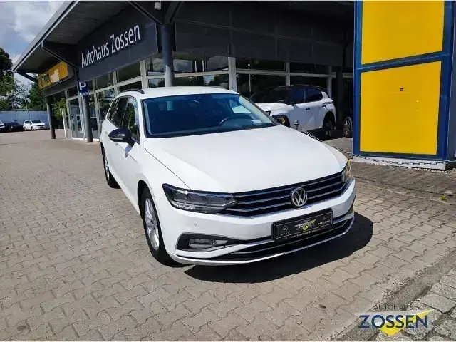 Gebraucht VW Passat Business 200 PS (147 kW) 2020 Kombi