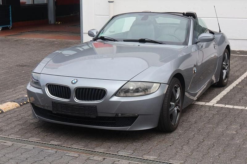 Gebraucht 2006 BMW Z4 Sport Line Cabrio | 7.790 € (Guter Preis) - Bild 1/4