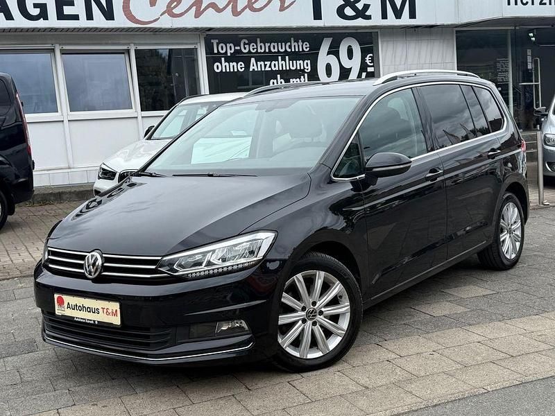 Schwarz Gebraucht 2021 VW Touran Highline Van / Kleinbus | 17.500 € (Guter Preis) - Bild 1/4