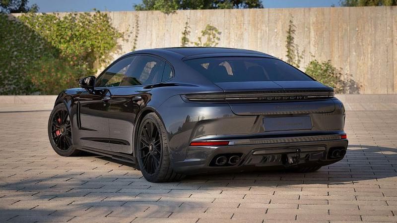 Neu Porsche Panamera GTS 500 PS (367 kW) 2025 Schwarz Limousine