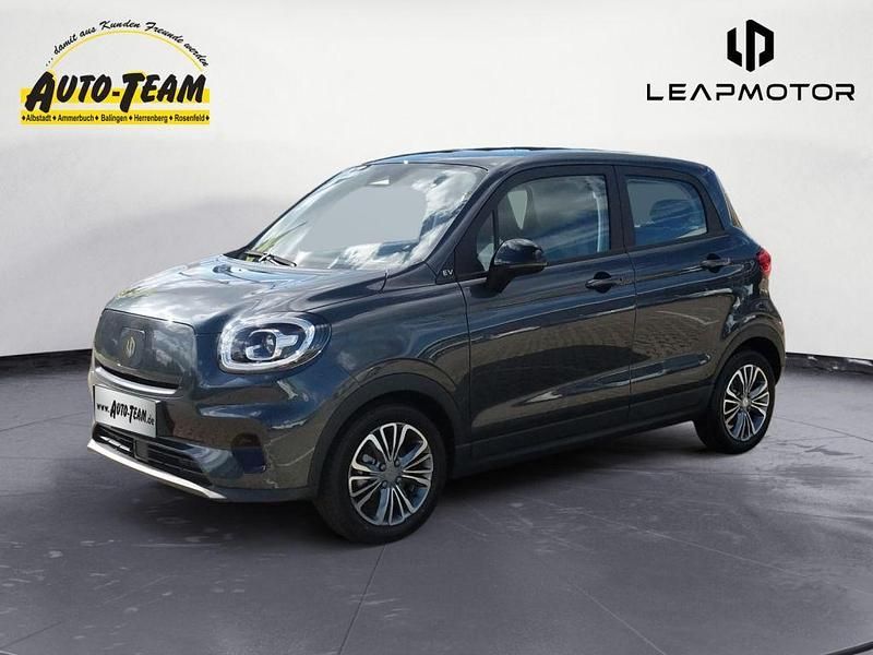 Neu Leapmotor T03 69 kW (95 PS) 2025 Grau Kleinwagen