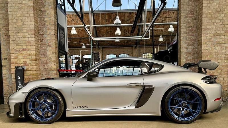 Silber Gebraucht 2023 Porsche 718 Coupé | 169.999 € - Bild 1/4