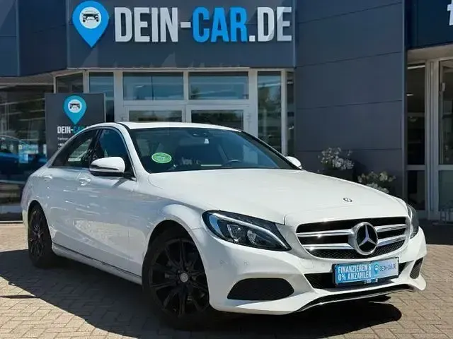 Gebraucht Mercedes C200 184 PS (135 kW) 2017 Weiß Limousine