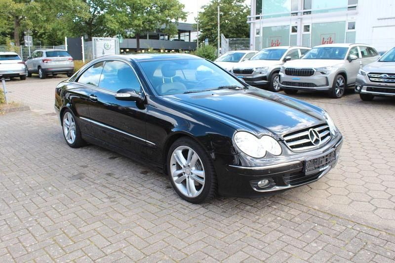 Gebraucht Mercedes CLK200 Avantgarde 184 PS (135 kW) 2009 Schwarz Coupé