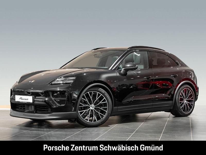 Tiefschwarzmetallic Gebraucht 2025 Porsche Macan SUV | 91.880 € (Fairer Preis) - Bild 1/4