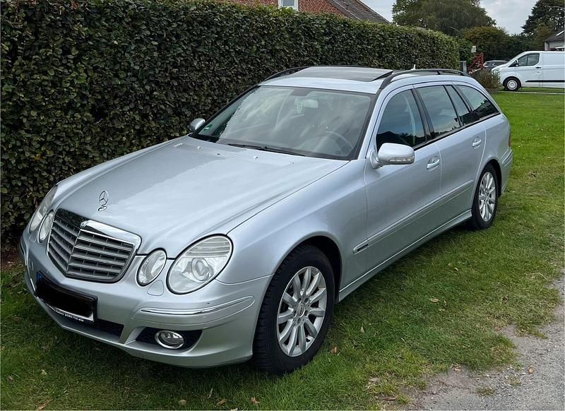 Silber Gebraucht 2008 Mercedes E280 Sport Kombi | 3.399 € (Superpreis) - Bild 1/4