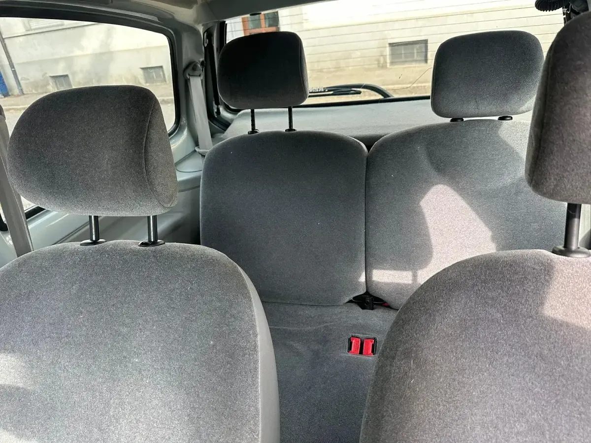 Gebraucht Renault Twingo 75 PS (55 kW) 2001 Grau Kleinwagen