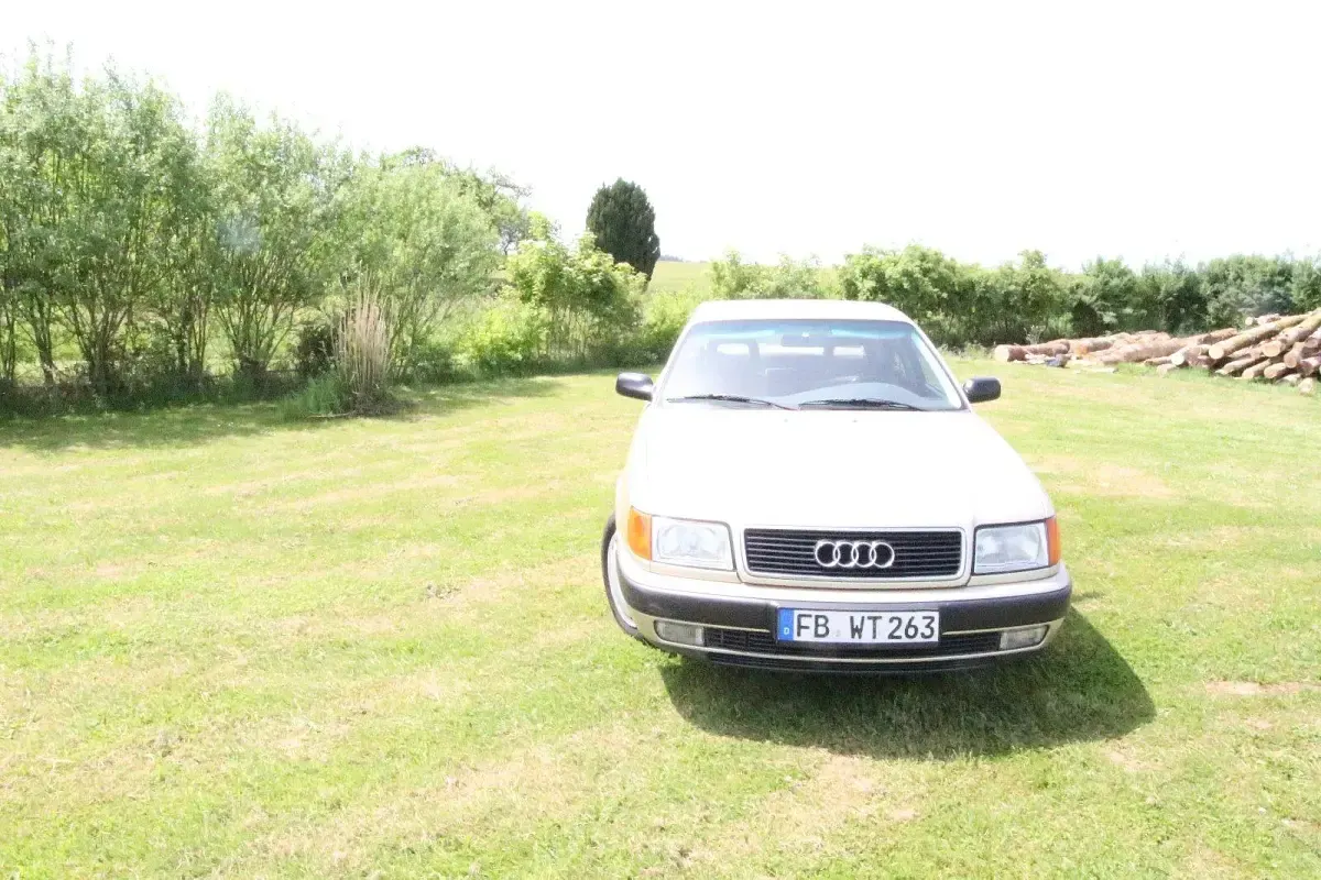 Gebraucht Audi 100 133 PS (97 kW) 1991 Gold Limousine