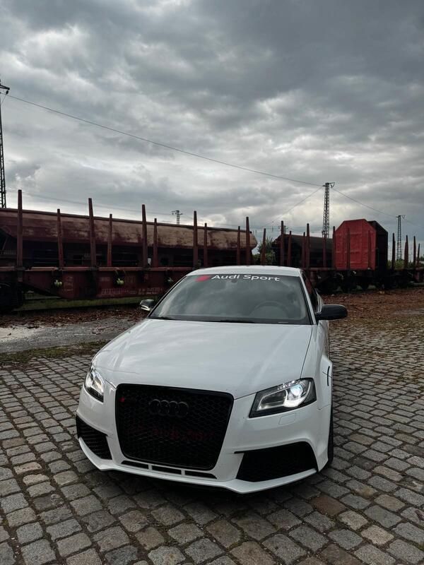 Weiß Gebraucht 2012 Audi RS3 Performance Kleinwagen | 26.999 € (Guter Preis) - Bild 1/4