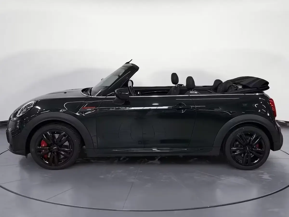 Gebraucht Mini John Cooper Works Cabriolet 231 PS (169 kW) 2024 Grün Cabrio
