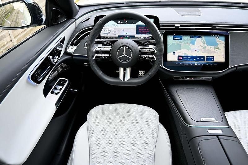 Weiß Gebraucht 2024 Mercedes C36 AMG AMG Limousine | 68.880 € - Bild 1/4