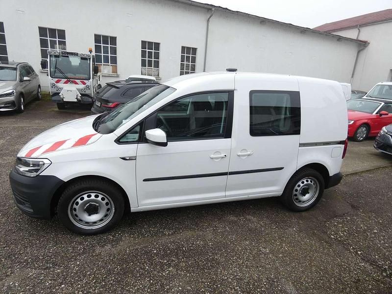 Gebraucht VW Caddy Trendline 110 PS (80 kW) 2020 Candyweiß Van / Kleinbus