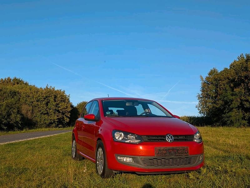Orange Gebraucht 2011 VW Polo Kleinwagen | 3.850 € (Guter Preis) - Bild 1/4
