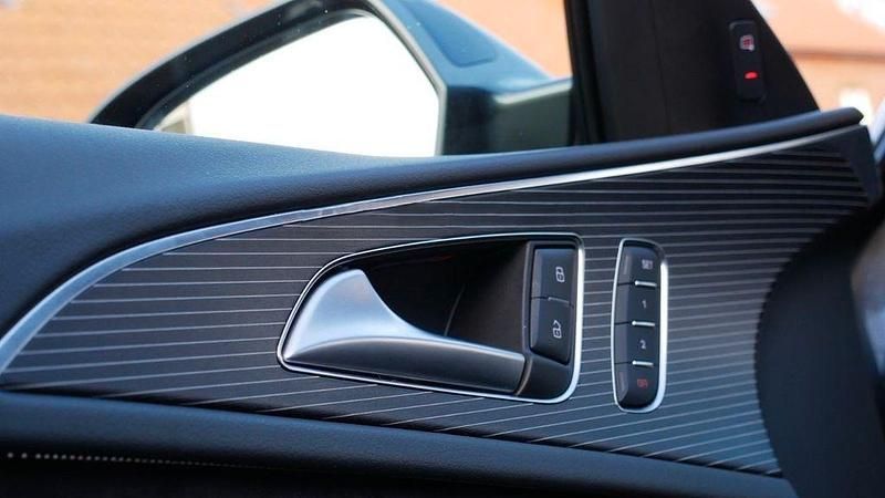 Gebraucht Audi A6 Ambiente 326 PS (239 kW) 2015 Grau Kombi