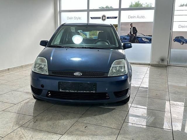 Blau Gebraucht 2005 Ford Fiesta Ambiente Kleinwagen | 450 € (Fairer Preis) - Bild 1/4