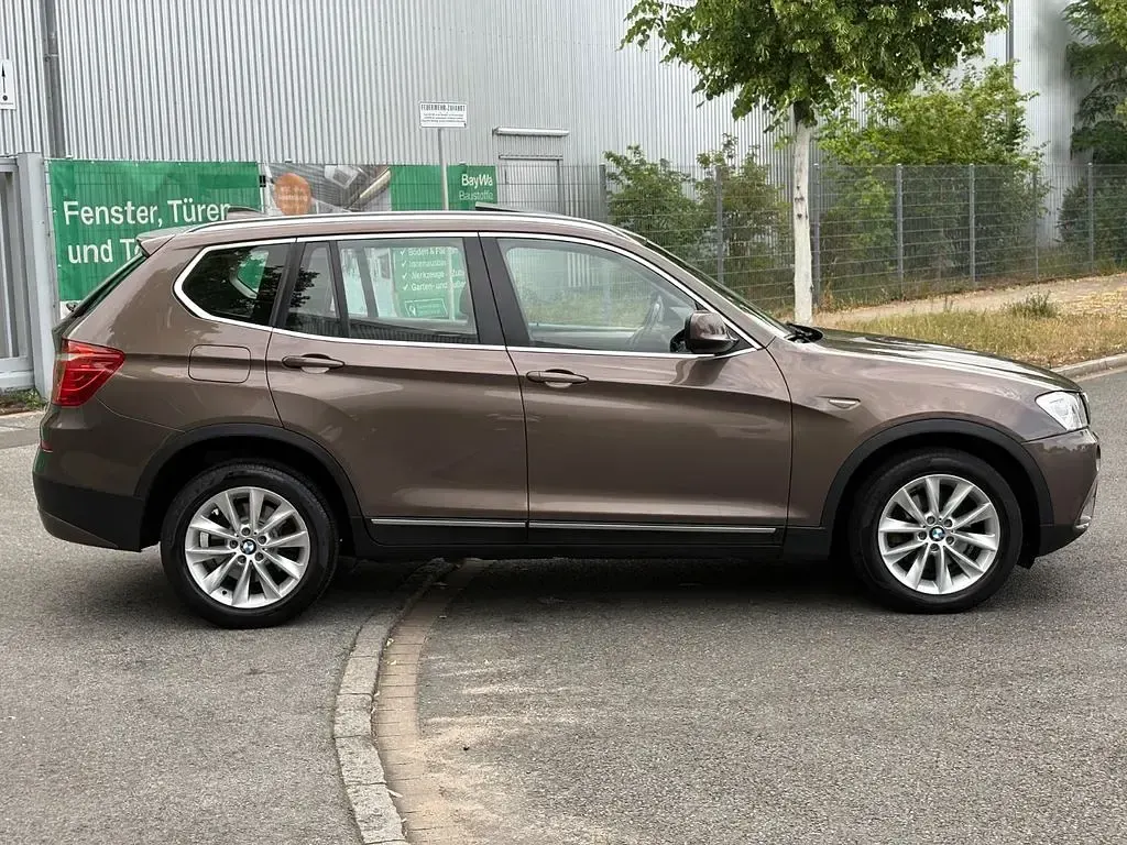 Gebraucht BMW X3 Sport Line 258 PS (189 kW) 2012 Braun SUV
