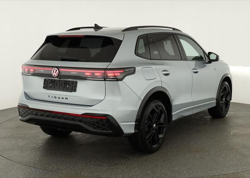 Neu VW Tiguan Style 2026 Oyster silber metallic SUV