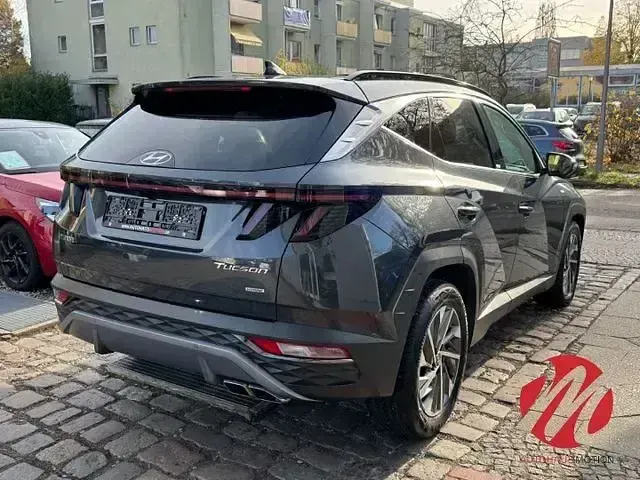 Gebraucht Hyundai Tucson 180 PS (132 kW) 2021 Dark knight / mic SUV