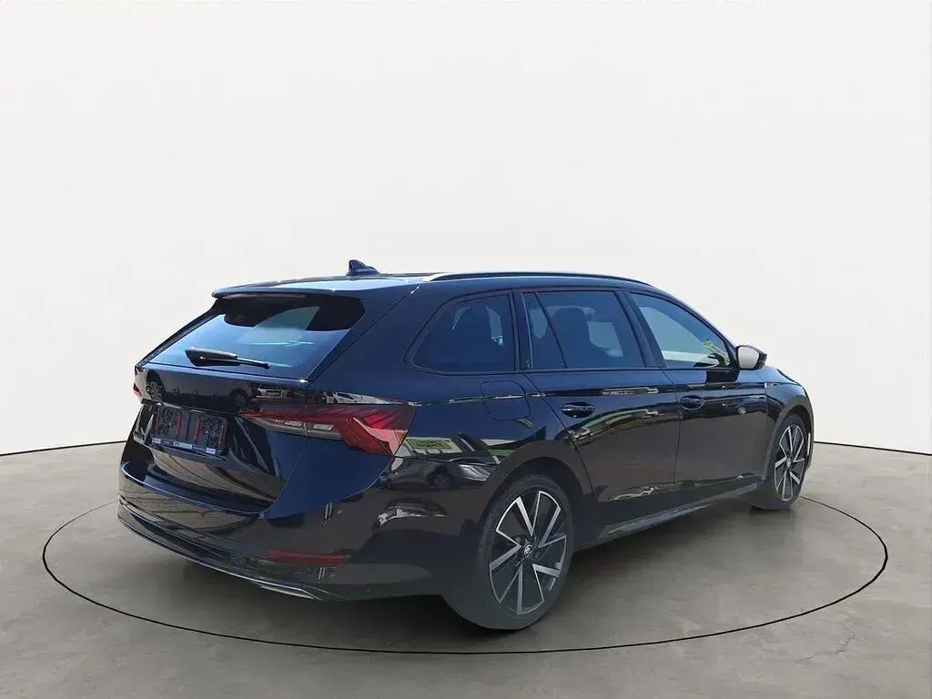 Gebraucht Skoda Octavia SportLine 150 PS (110 kW) 2023 Schwarz Kombi
