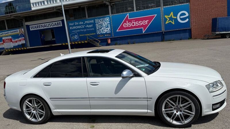 Ibisweiß Gebraucht 2008 Audi S8 Sport Limousine | 14.999 € (Fairer Preis) - Bild 1/4
