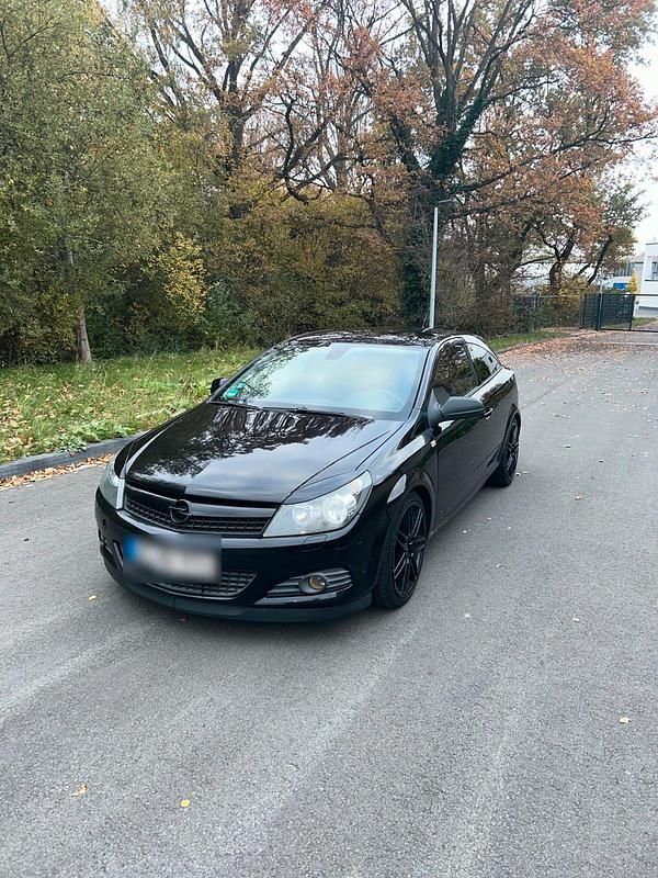 Schwarz Gebraucht 2009 Opel Astra GTC Coupé | 1.850 € (Guter Preis) - Bild 1/4