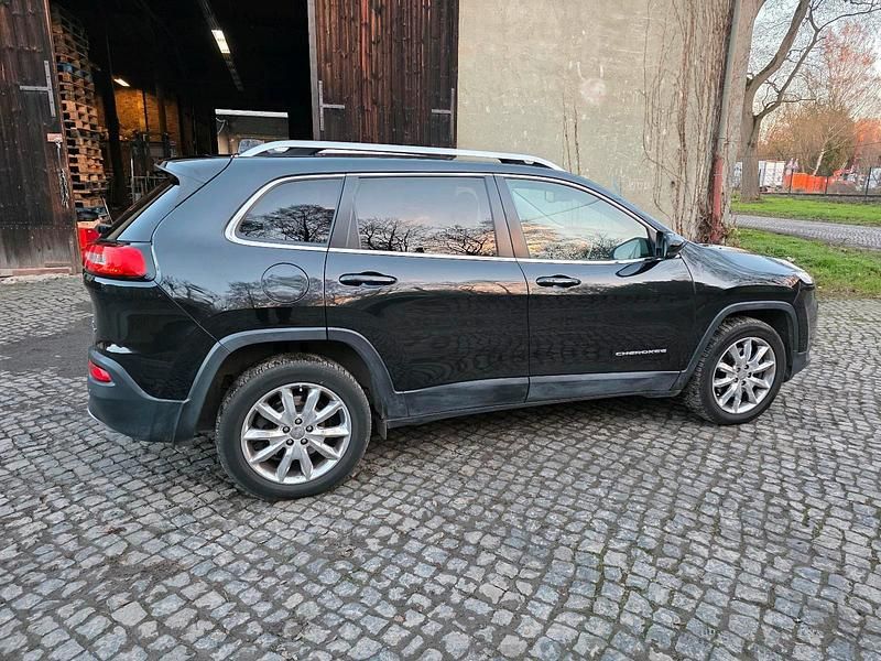 Gebraucht Jeep Cherokee 200 PS (147 kW) 2016 Schwarz SUV