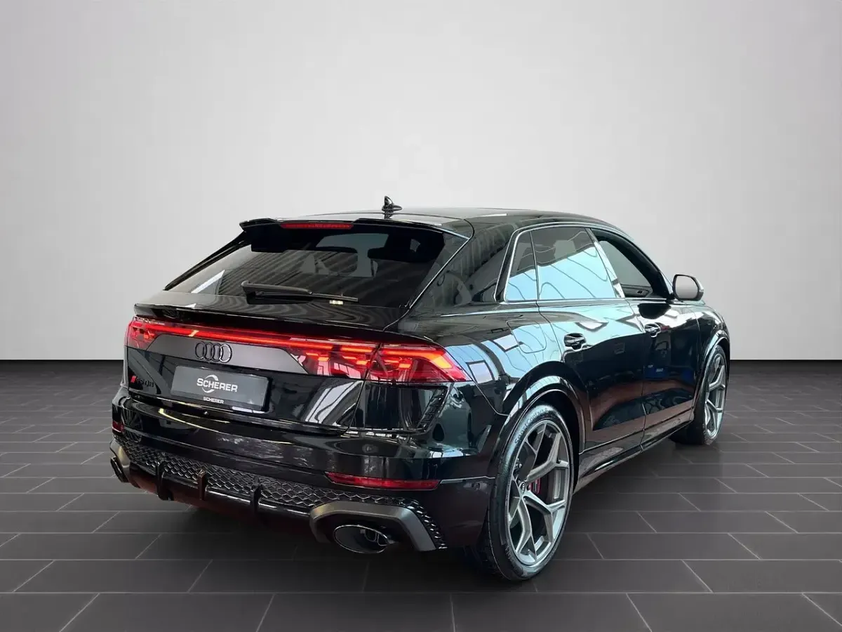 Neu Audi RS Q8 Advanced Plus 641 PS (471 kW) 2026 Mythosschwarz metallic (metallic) SUV