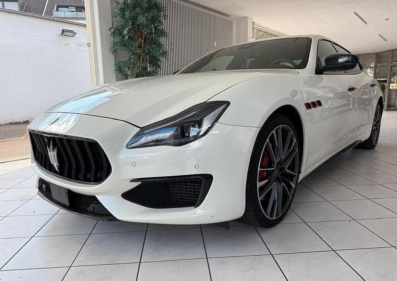 Bianco alpi Gebraucht 2020 Maserati Quattroporte Limousine | 99.890 € - Bild 1/4