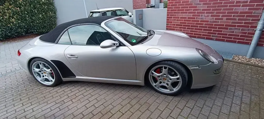 Gebraucht Porsche 997 325 PS (239 kW) 2005 Silber Cabrio