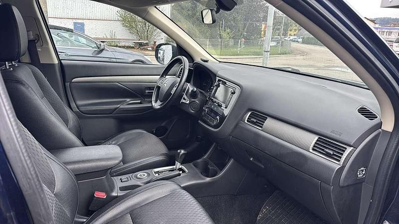 Gebraucht Mitsubishi Outlander Diamant Edition 150 PS (110 kW) 2015 Other SUV