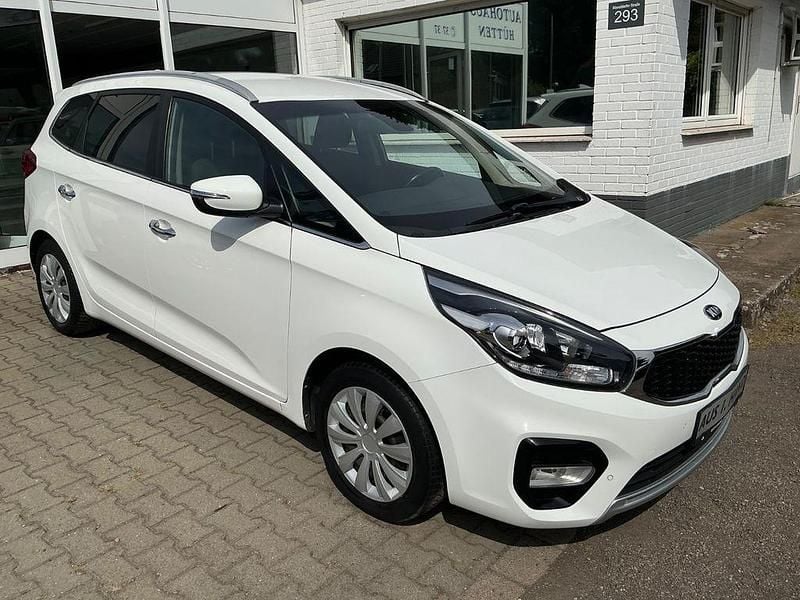 Weiß Gebraucht 2017 Kia Carens Van / Kleinbus | 11.950 € (Fairer Preis) - Bild 1/4