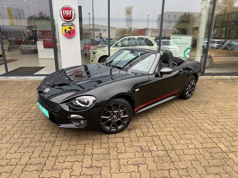 Schwarz Gebraucht 2019 Fiat 124 Spider Lusso Cabrio | 20.390 € (Etwas zu teuer) - Bild 1/4