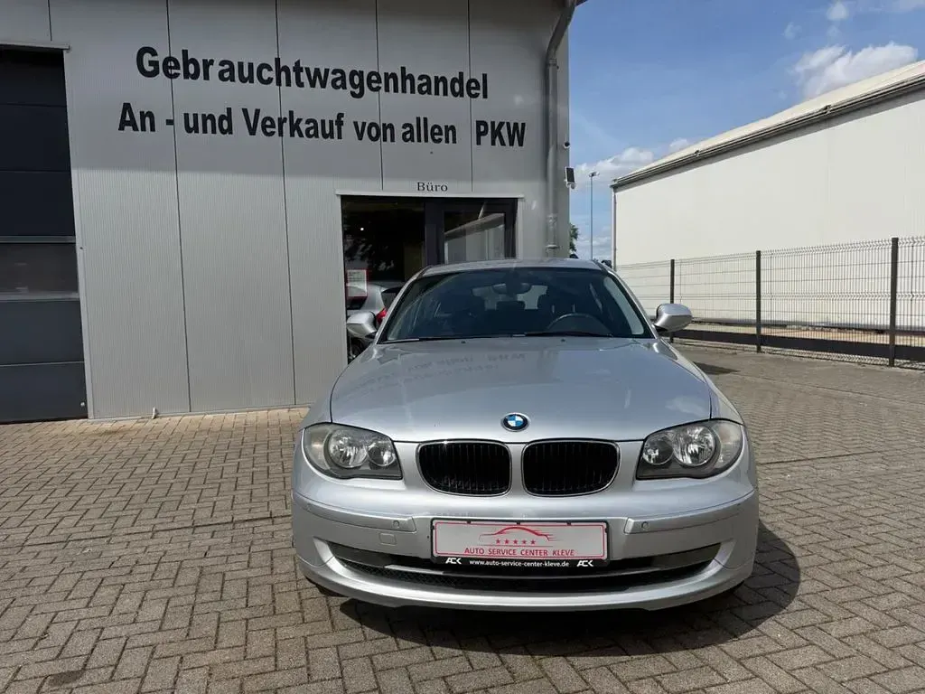 Gebraucht BMW 116 122 PS (89 kW) 2010 Andere Kleinwagen