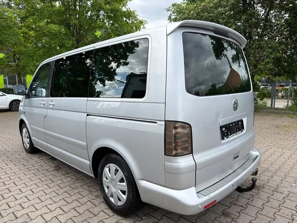 Gebraucht VW T5 131 PS (96 kW) 2006 Silber Van