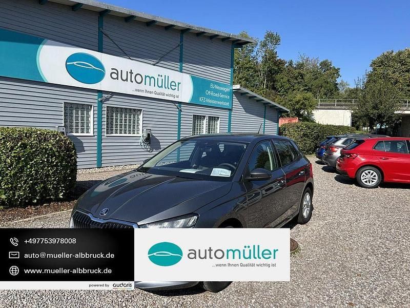 Grau Neu 2025 Skoda Fabia Kleinwagen | 22.950 € (Fairer Preis) - Bild 1/4