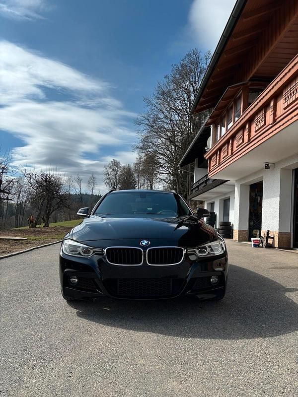 Gebraucht BMW 320 190 PS (139 kW) 2017 Schwarz Kombi