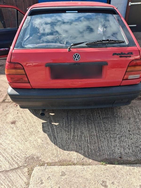 Used VW Polo 45 HP (33 kW) 1992 Red Coupe