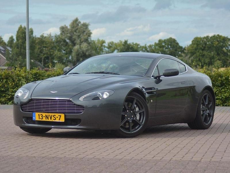 Gebraucht Aston Martin V8 Vantage 385 PS (283 kW) 2005 Grau Coupé