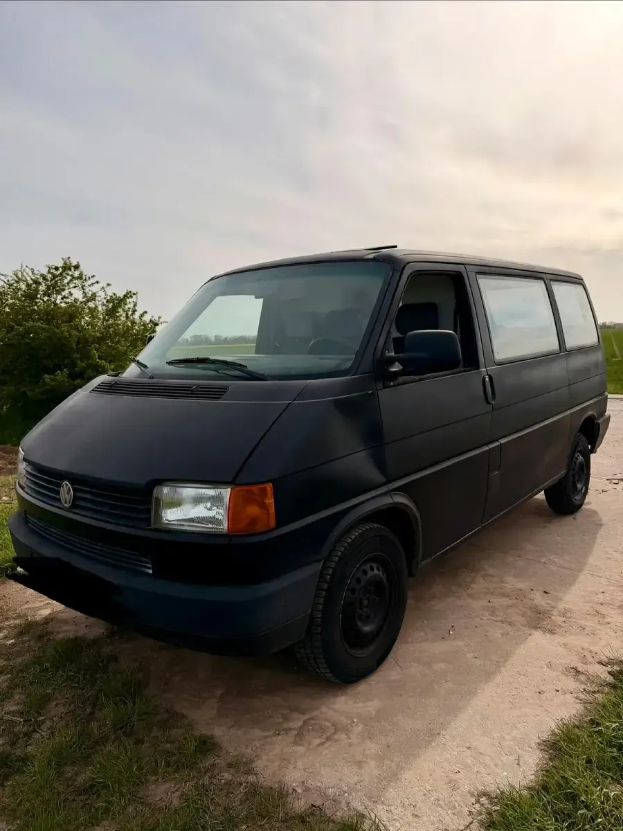 Gebraucht VW T4 68 PS (50 kW) 1995 Schwarz Van