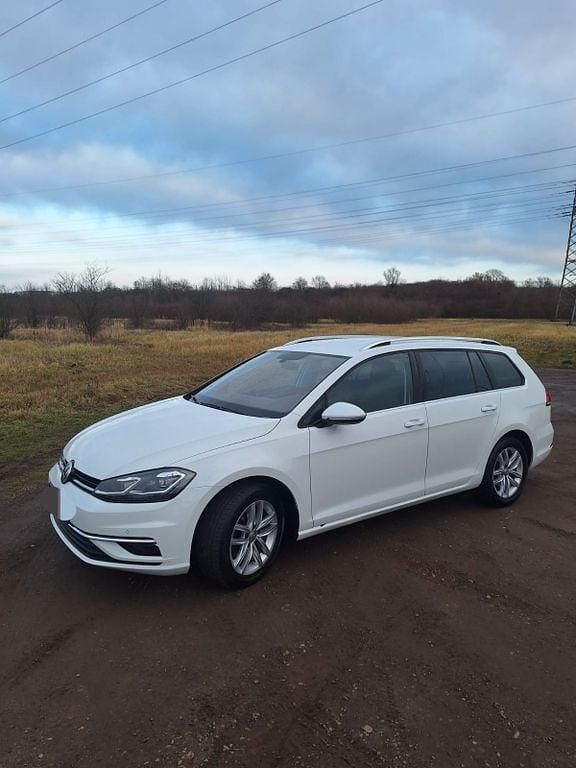 Gebraucht VW Golf VII Highline 150 PS (110 kW) 2018 Weiß Kombi