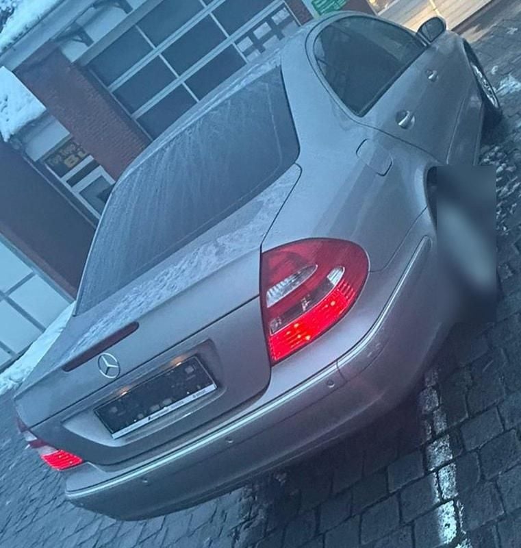 Gebraucht Mercedes E350 272 PS (200 kW) 2005 Gold Limousine